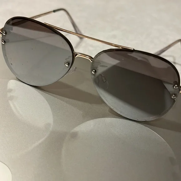 Express | Accessories | Express Mirrored Aviator Sunglasses  display picture 2